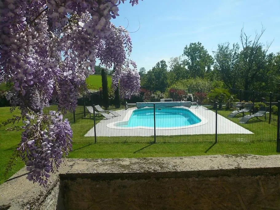 Gite Le Chant Des Tournesols Piscine Chauffee Montirat  0*, Montirat (Tarn) France